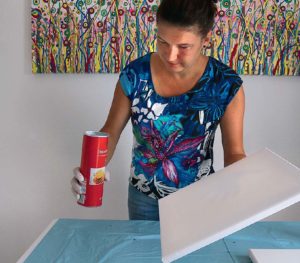 Apprendre facilement la technique du pouring acrylique - Idées conseils et  tuto Peinture multi supports